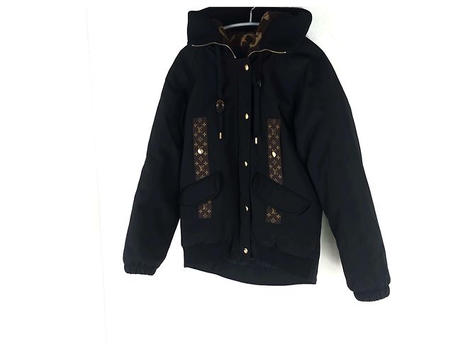 Louis Vuitton Parka de cuello alto Monogram Negro - vista 2