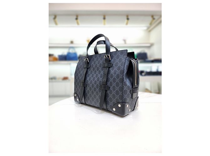 Gucci Tote Bag mit schwarzem Schnallendetail - Ansicht 12