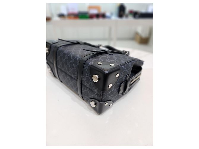 Gucci Tote Bag mit schwarzem Schnallendetail - Ansicht 16