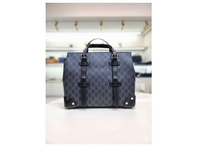 Gucci Tote Bag mit schwarzem Schnallendetail - Ansicht 9
