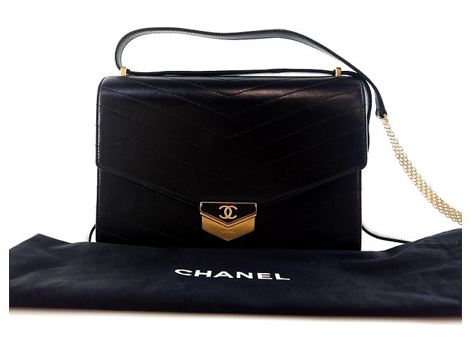 Chanel Borsa a Spalla con Patta Chevron Nero - vista 8