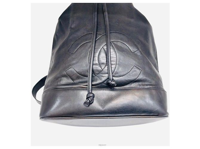 Chanel Vintage CC Bucket Drawstring One Shoulder Backpack Sling Bag Black - view 8