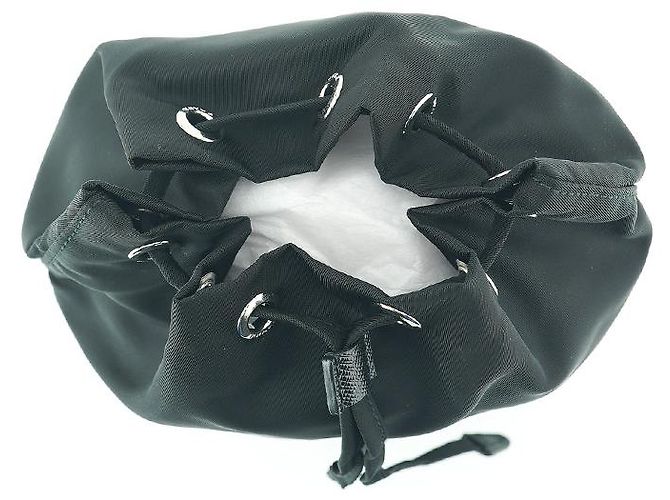Prada Borsa a secchiello NT Nera Nylon Mini Pochette Borsa con Corda Nero - vista 10
