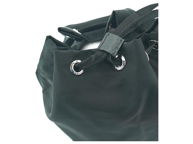 Prada Borsa a secchiello NT Nera Nylon Mini Pochette Borsa con Corda Nero - vista 14