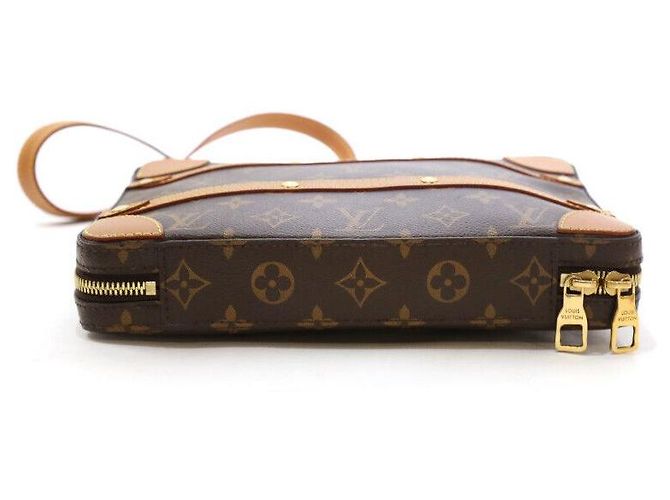 Louis Vuitton Borsa a Spalla Soft Trunk Messenger MM Borsa a Tracolla Borsa Messenger Nero - vista 4