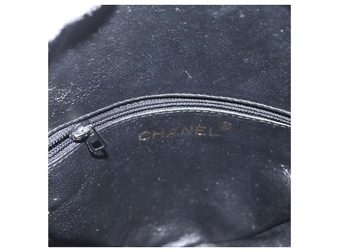 Borsa a Spalla CHANEL Choco Bar in Pelle Scamosciata Nera con Catena Dorata CC Auth LNZ606A Nero D'oro - vista 18