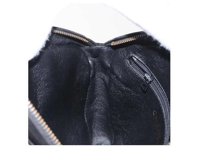 Borsa a Spalla CHANEL Choco Bar in Pelle Scamosciata Nera con Catena Dorata CC Auth LNZ606A Nero D'oro - vista 20