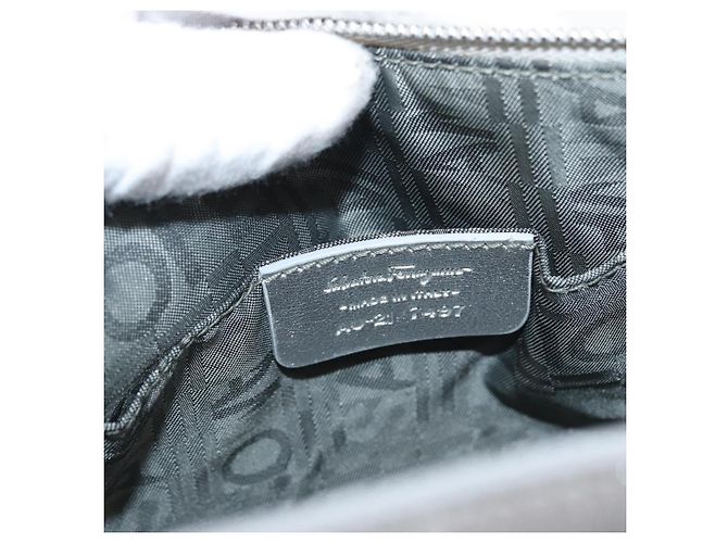 Borsa a Spalla Gancini in PVC Pelle Argento Auth 173697 di Salvatore Ferragamo - vista 12