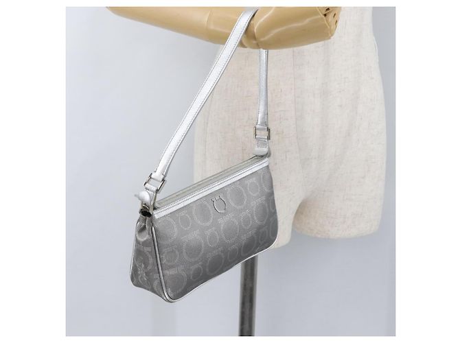 Borsa a Spalla Gancini in PVC Pelle Argento Auth 173697 di Salvatore Ferragamo - vista 22