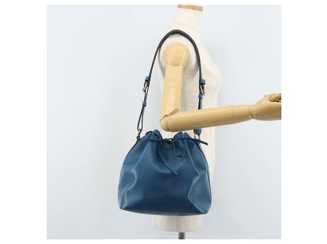 Noe LOUIS VUITTON Borsa a Spalla Petit Noé Epi Blu M44105 LV Auth ARZ155 - vista 20