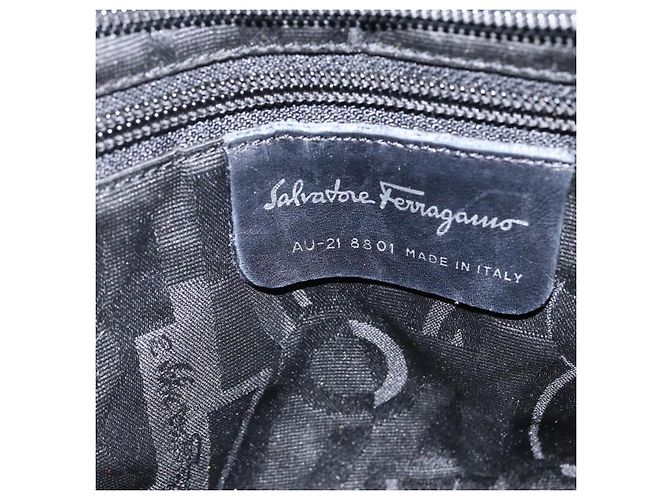 Borsa a Spalla Vala in Tela Nera Argento Auth 170077 di Salvatore Ferragamo Nero - vista 12