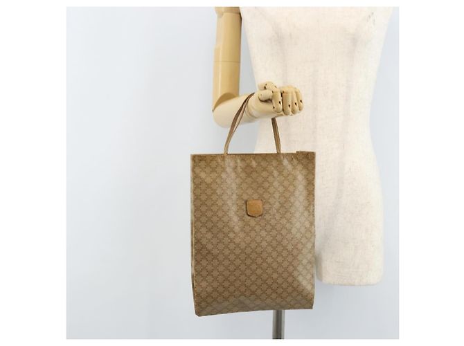 Céline Borsa a mano in tela Macadam CELINE PVC Beige Oro Auth BSZ357 D'oro - vista 19
