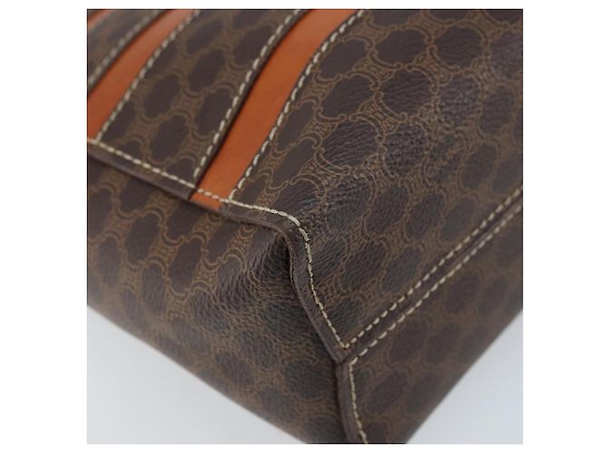 Céline Borsa a mano in tela Macadam CELINE in pelle PVC marrone oro Auth 170069 D'oro - vista 16