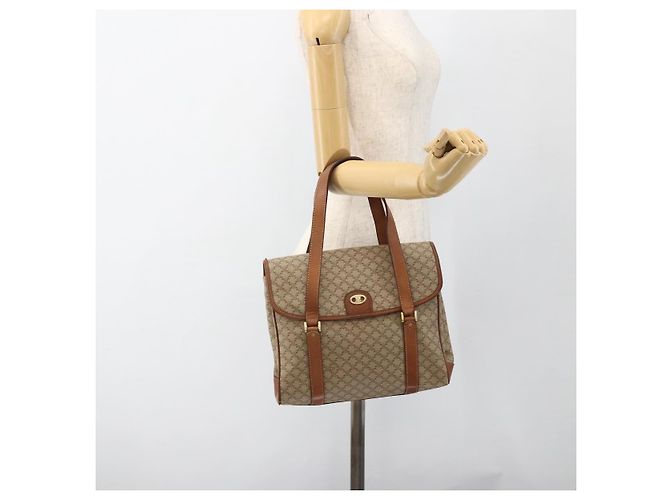 Céline Borsa a mano in tela Macadam CELINE PVC beige oro Auth ka3048 D'oro - vista 25