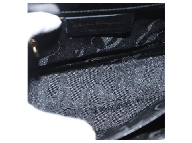 Borsa a mano in pelle Gancini Salvatore Ferragamo 2 in 1 Nero Oro Auth ARZ416 - vista 11