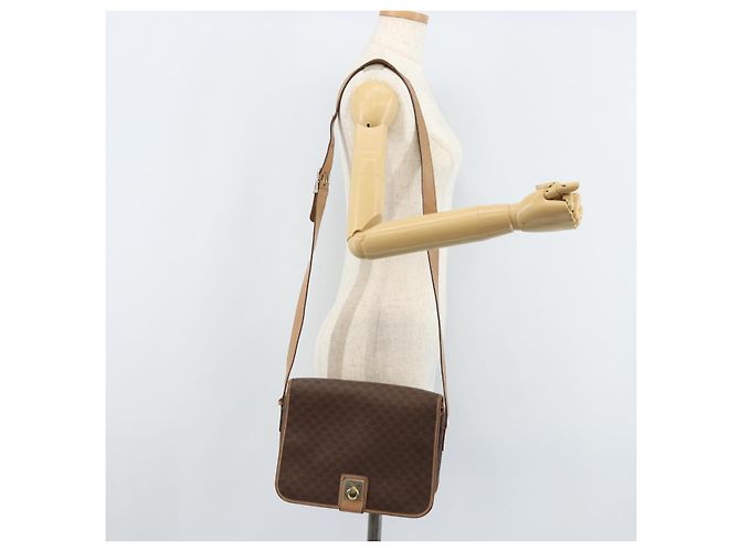 Céline Borsa a spalla in tela Macadam CELINE in pelle PVC Auth mr2142 Marrone D'oro - vista 25
