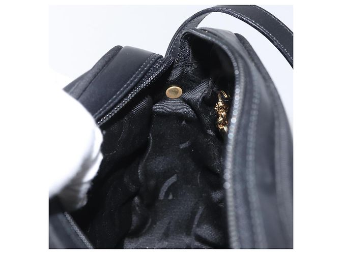 Borsa a Spalla Salvatore Ferragamo Vala in Pelle Nera Oro Auth 170076 Nero D'oro - vista 19