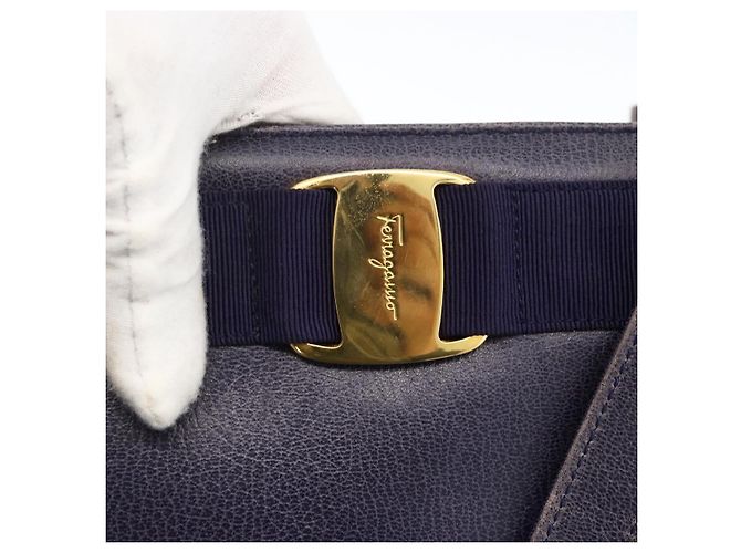 Borsa Tote Vala in Pelle Viola e Oro Auth BSZ080 di Salvatore Ferragamo D'oro Porpora - vista 10