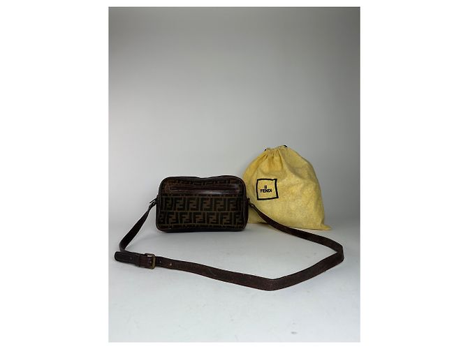 Vintage Fendi Monogramm Schultertasche Braun - Ansicht 2