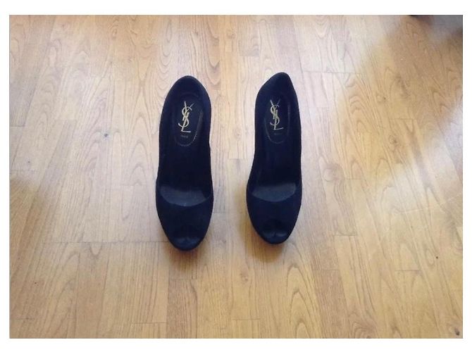 Décolleté Saint Laurent in suede nero con punta aperta - vista 4