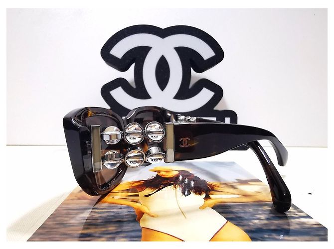 Chanel rectangular tortoiseshell sunglasses with silver bubbles - 5542-A c.714/S9 Brown - view 5