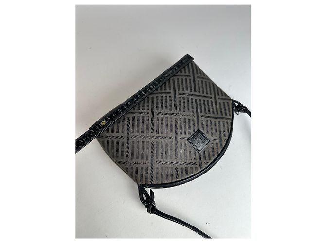 Vintage Givenchy Canvas Schultertasche Schwarz Grau - Ansicht 10