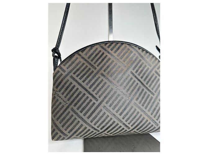 Vintage Givenchy Canvas Schultertasche Schwarz Grau - Ansicht 3