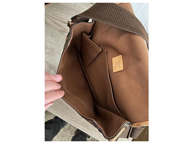 Borsa a tracolla Louis Vuitton Boshpore Monogram Canvas Marrone - vista 9