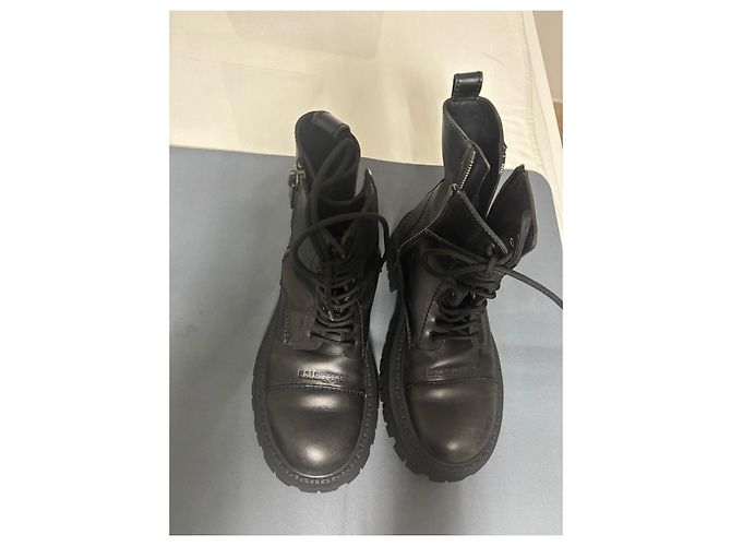 Botines de Cuero Negro Balenciaga - vista 3