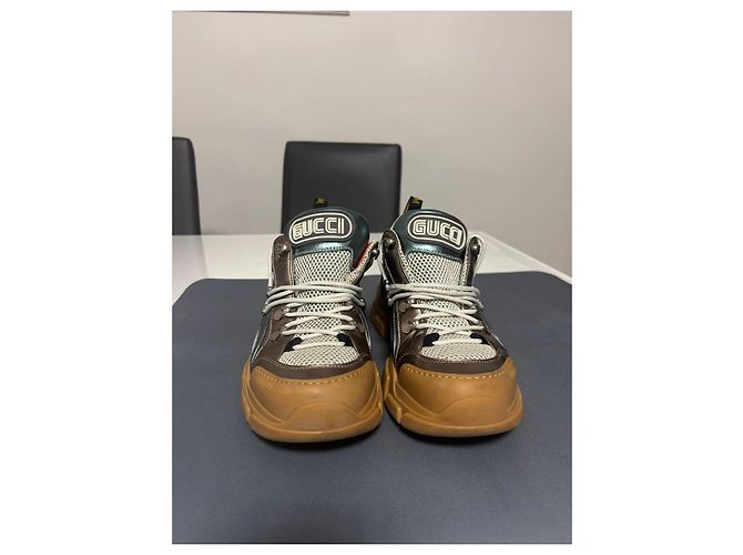 Sneakers Gucci Rhyton in pelle e tessuto Marrone Bianco Metallico - vista 3
