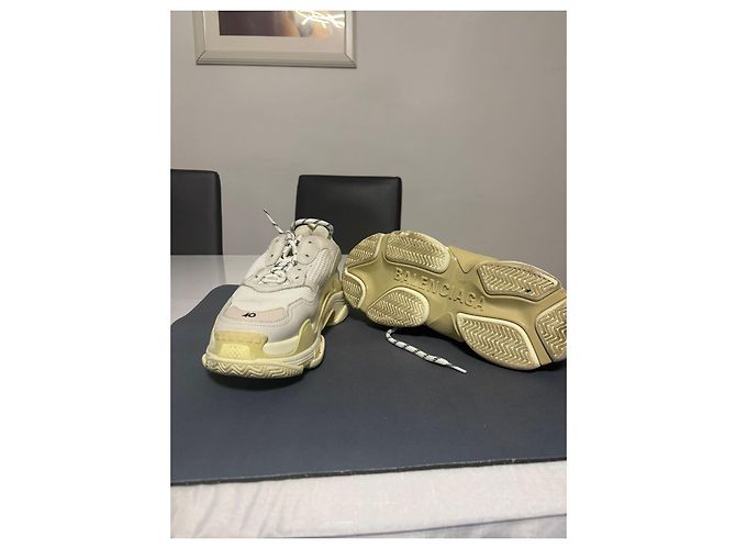Sneakers Balenciaga Triple S Bianco Beige - vista 8