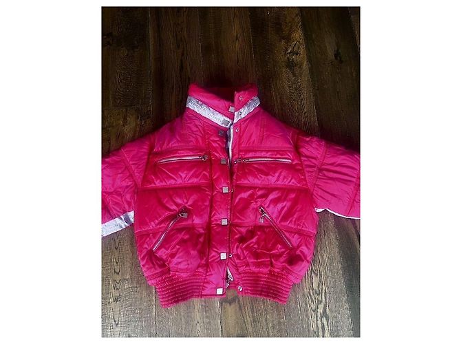 Increíble chaqueta puffer de la colección Sport de Chanel Rosa - vista 3