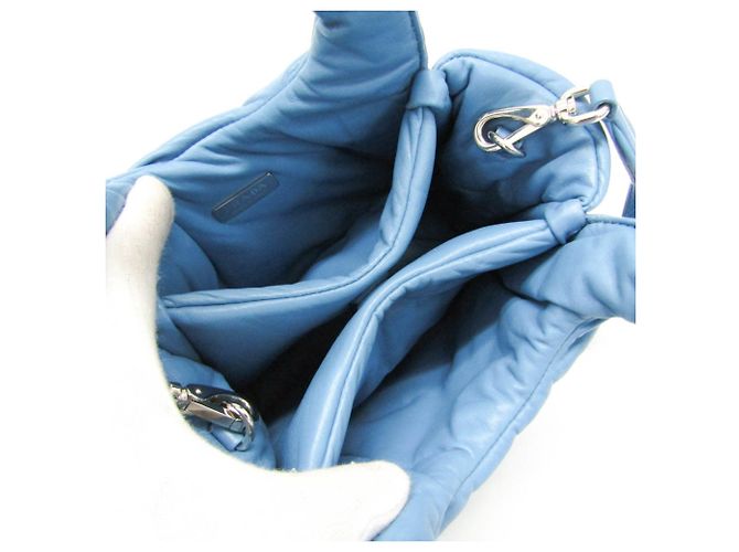Bolsa de mão/ombro em couro nappa acolchoado 1BA359 para mulheres da Prada Azul - vista 4