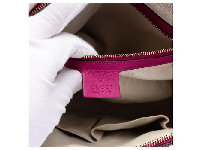 Borsa a mano piccola Nice in microguccissima rosa in vernice Gucci - vista 5
