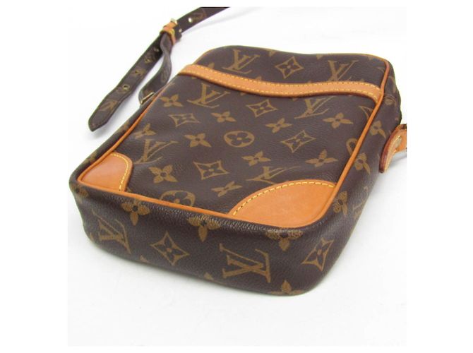 Bolso de Hombro Monogram Danube Louis Vuitton Monograma - vista 4