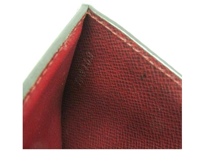Billetera Compacta Epi Twist Louis Vuitton M68607 Burdeos - vista 15