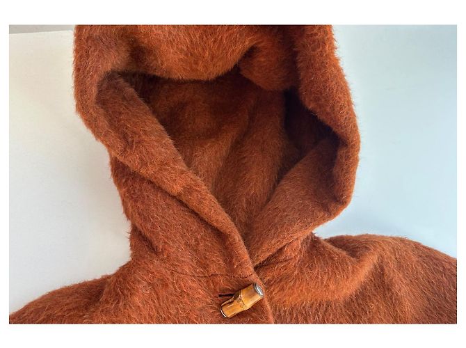 Abrigo Duffle Coat Gucci de Alpaca con Detalles de Bambú - vista 5