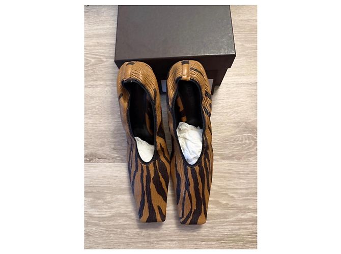 Décolleté Bottega Veneta Zebra in pelle marrone - vista 5