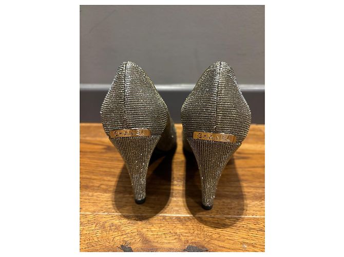 Chanel Glitzer-Spitzenschuhe Schwarz Silber Hardware - Ansicht 3