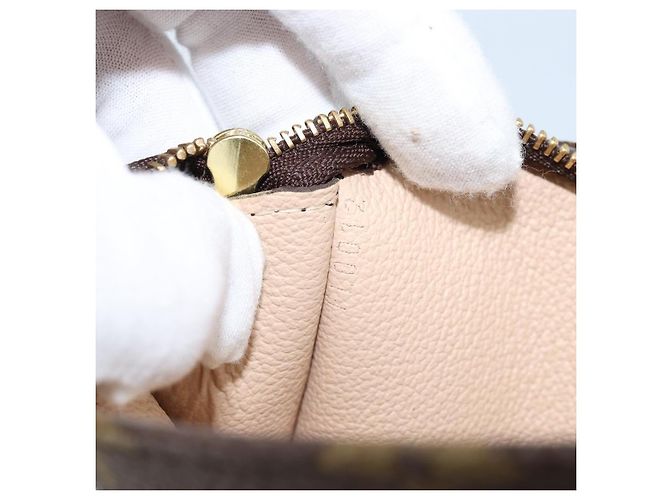 LOUIS VUITTON Pochette Bucket Monogram PM Accessorio LV Auth kk642 Monogramma - vista 12