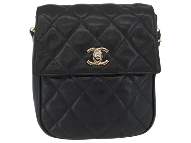 CHANEL Borsa a Spalla Matelassé in Pelle di Agnello Nera Oro CC Auth bs34036 Nero D'oro - vista 13