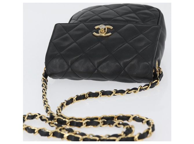 CHANEL Borsa a Spalla Matelassé in Pelle di Agnello Nera Oro CC Auth bs34036 Nero D'oro - vista 6