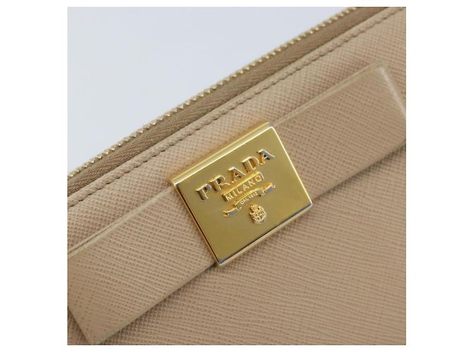 PRADA Cartera Larga con Cinta de cuero Safiano Beige Dorado Auth fm5266 - vista 17