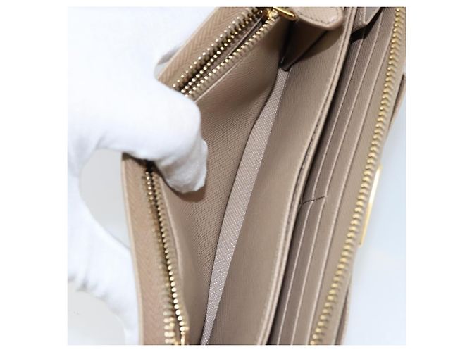 PRADA Cartera Larga con Cinta de cuero Safiano Beige Dorado Auth fm5266 - vista 22