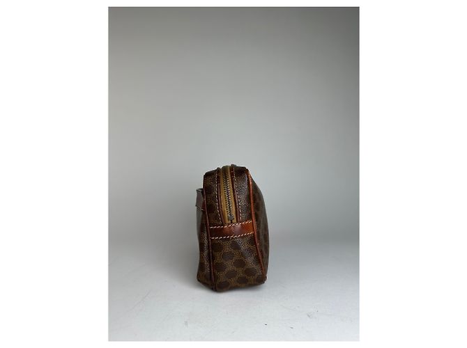 Céline Clutch in pelle monogramma Triomphe Celine Paris vintage marrone - vista 3