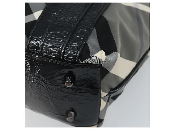 Borsa Tote Nova Check in nylon nero e argento di BURBERRY Auth bs33871 - vista 15