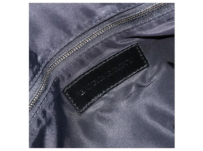Borsa Tote Nova Check in nylon nero e argento di BURBERRY Auth bs33871 - vista 17