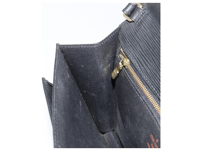 LOUIS VUITTON Epi Serie Dragonne Clutch Bag Nero M52612 LV Auth ka3132 - vista 21