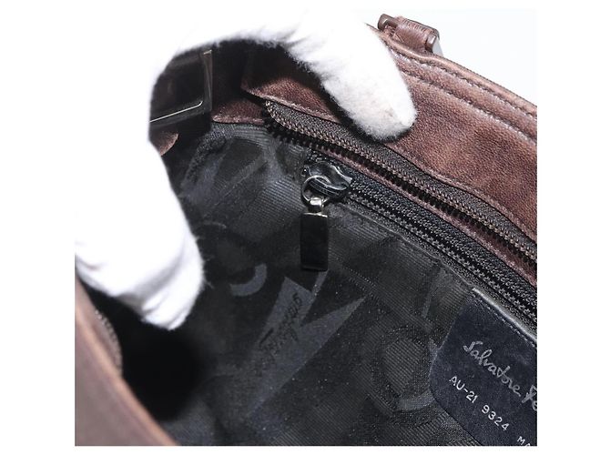 Borsa a mano Salvatore Ferragamo in nylon marrone Auth bs33877 - vista 19