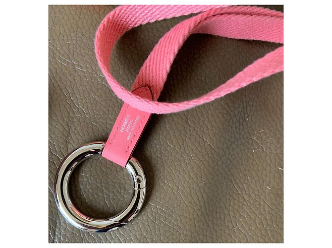 Hermès Square Pocket Tasche Rosa Leder Tigerprint Pink - Ansicht 3